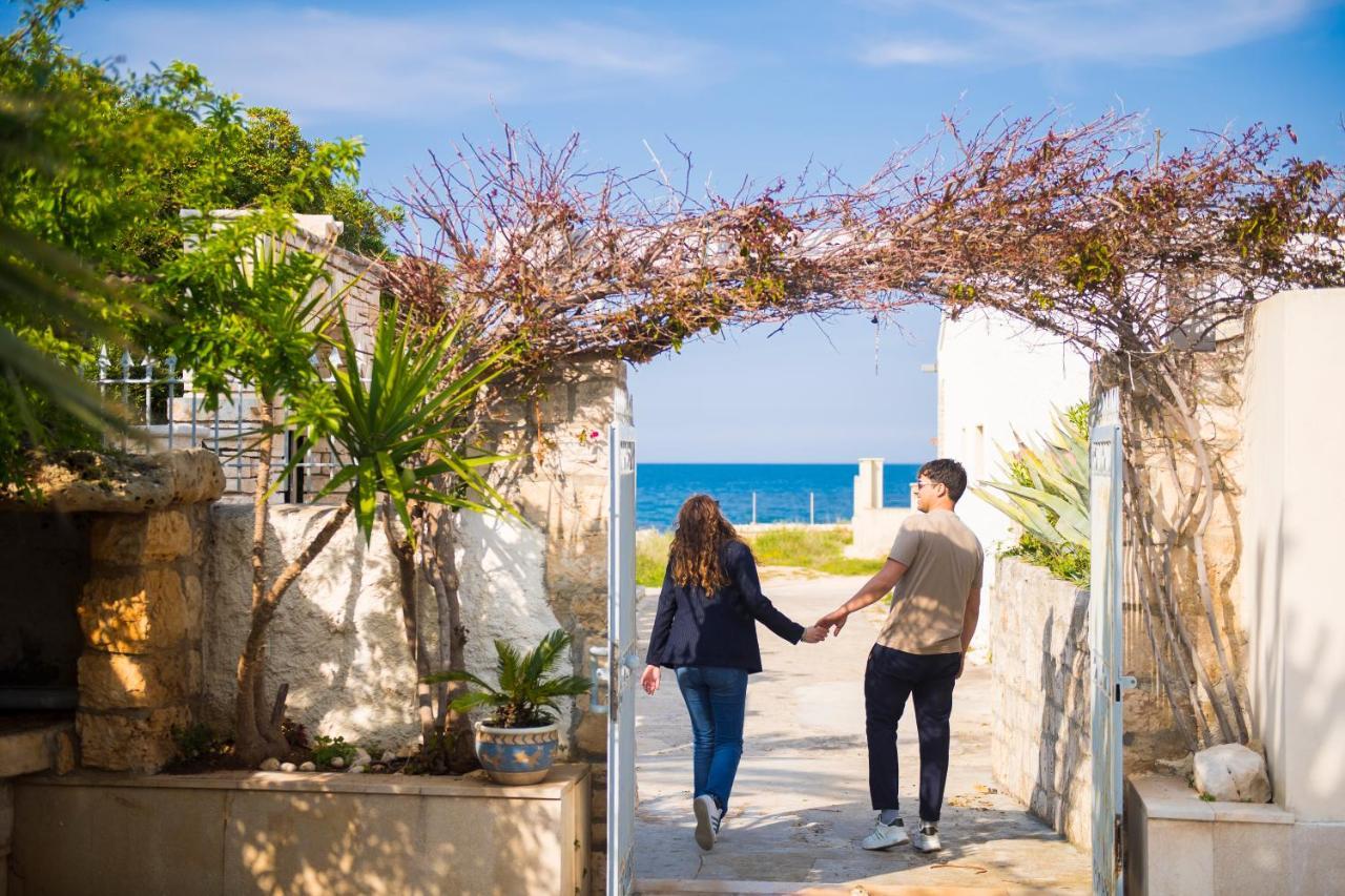 Villa Fronte Mare à San Vito  Extérieur photo